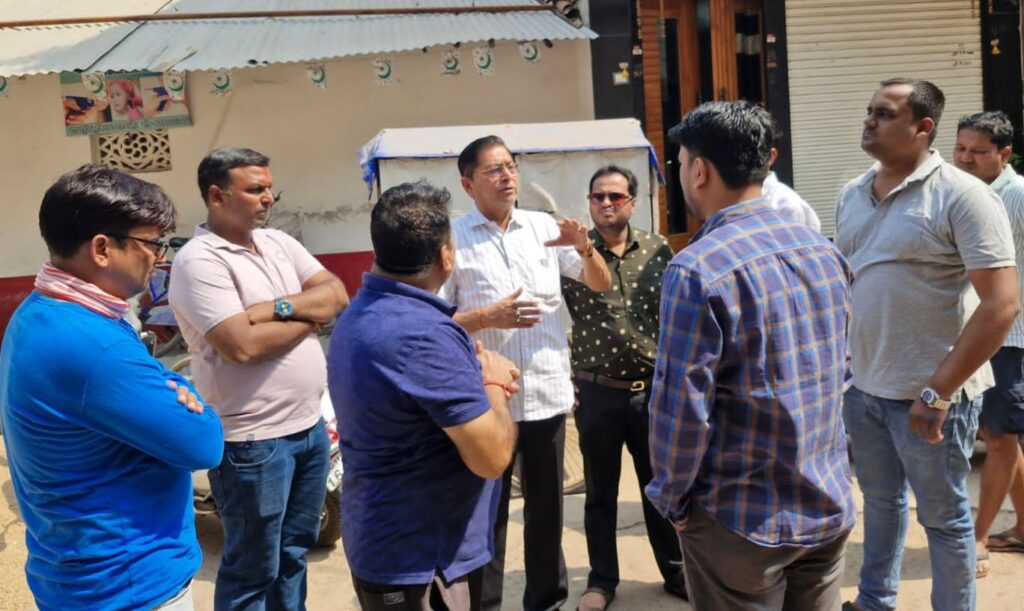 शक्ति शहर में नहीं चलेगी अब निर्माण कार्यों में भर्राशाही- निर्माण कार्यों में गुणवत्ता को लेकर सख्त हुए नए नगरपालिका अध्यक्ष- श्यामसुंदर अग्रवाल ने इंजीनियर एवं निर्माण एजेंसियों को कहा- गुणवत्ता के अनुरूप करें कार्य, इस कार्यकाल में गुणवत्ता की अनदेखी पर होगी सख्त कार्रवाई, नए अध्यक्ष जी की सजकता से निर्माण कार्यों की सुधरेगी क्वालिटी शक्ति शहर में नहीं चलेगी अब निर्माण कार्यों में भर्राशाही- निर्माण कार्यों में गुणवत्ता को लेकर सख्त हुए नए नगरपालिका अध्यक्ष- श्यामसुंदर अग्रवाल ने इंजीनियर एवं निर्माण एजेंसियों को कहा- गुणवत्ता के अनुरूप करें कार्य, इस कार्यकाल में गुणवत्ता की अनदेखी पर होगी सख्त कार्रवाई, नए अध्यक्ष जी की सजकता से निर्माण कार्यों की सुधरेगी क्वालिटी kshititech