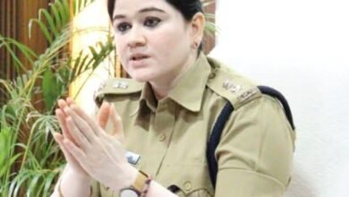 SP मैडम की हुडदंगियो को चेतावनी,अंकिता ने कहां- होली पर्व पर हुई हुडदंग तो करवाएंगे जेल की सैर, गुंडे- बदमाशों की परेड करवाई मैडम जी ने,पूरे जिले में शांति समिति की बैठक संपन्न, पुलिस की अपील होली को होली जैसे ही मनाएं, गुंडे- बदमाशों पर भी रहेगी पुलिस की नजर SP मैडम की हुडदंगियो को चेतावनी,अंकिता ने कहां- होली पर्व पर हुई हुडदंग तो करवाएंगे जेल की सैर, गुंडे- बदमाशों की परेड करवाई मैडम जी ने,पूरे जिले में शांति समिति की बैठक संपन्न, पुलिस की अपील होली को होली जैसे ही मनाएं, गुंडे- बदमाशों पर भी रहेगी पुलिस की नजर kshititech