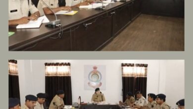 सक्ती में चेक पोस्ट लगाकर अब होगी प्रभावी चेकिंग- शक्ति जिले में पुलिस के कार्यों में कसावट लाने एसपी मैडम की मैराथन बैठक, एक-एक बिंदुओं पर एसपी मैडम की पुलिस अधिकारियों से हुई चर्चा, शक्ति जिले में लगेगा बॉर्डर चेक पोस्ट,1 साल से लंबित मामलों पर पुलिस लेंगी संज्ञान kshititech