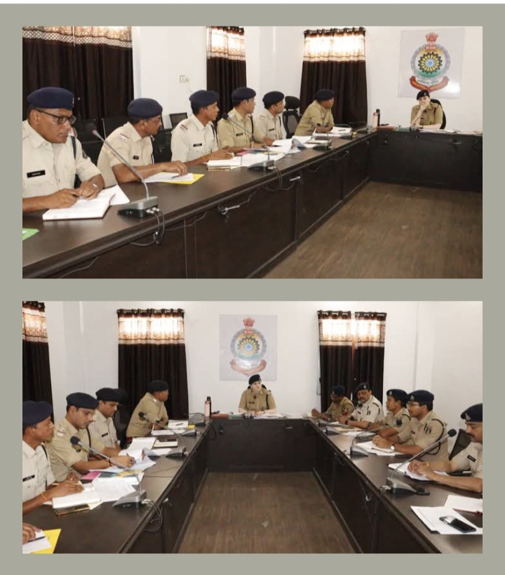 सक्ती में चेक पोस्ट लगाकर अब होगी प्रभावी चेकिंग- शक्ति जिले में पुलिस के कार्यों में कसावट लाने एसपी मैडम की मैराथन बैठक, एक-एक बिंदुओं पर एसपी मैडम की पुलिस अधिकारियों से हुई चर्चा, शक्ति जिले में लगेगा बॉर्डर चेक पोस्ट,1 साल से लंबित मामलों पर पुलिस लेंगी संज्ञान सक्ती में चेक पोस्ट लगाकर अब होगी प्रभावी चेकिंग- शक्ति जिले में पुलिस के कार्यों में कसावट लाने एसपी मैडम की मैराथन बैठक, एक-एक बिंदुओं पर एसपी मैडम की पुलिस अधिकारियों से हुई चर्चा, शक्ति जिले में लगेगा बॉर्डर चेक पोस्ट,1 साल से लंबित मामलों पर पुलिस लेंगी संज्ञान kshititech