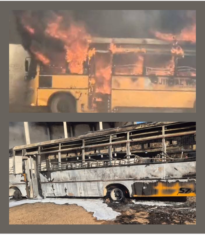बड़ी खबर- राइस मिल में लगी भयंकर आग, शक्ति के जिंदल वर्ल्ड स्कूल की बस भी जलकर हो गई खाक, लाखों का हुआ नुकसान बड़ी खबर- राइस मिल में लगी भयंकर आग, शक्ति के जिंदल वर्ल्ड स्कूल की बस भी जलकर हो गई खाक, लाखों का हुआ नुकसान kshititech