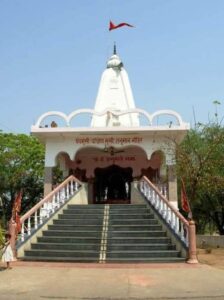 12 अप्रैल को शक्ति के हरेठी स्थित श्री पंचमुखी दक्षिणमुखी हनुमान मंदिर में होगा 19वें हनुमान जन्मोत्सव का आयोजन, सवामनी के प्रसाद सहित सिंदूराभिषेक एवं मनोकामना ज्योति कलश भी होंगे प्रज्वलित, मंदिर के प्रबंधक जुगमन्दर अग्रवाल एवं मयंक अग्रवाल ने करी धर्म प्रेमियों से पहुंचने की अपील, कहते हैं हनुमान जी के दर्शन से ही होती है सारी मन्नते पूरी 12 अप्रैल को शक्ति के हरेठी स्थित श्री पंचमुखी दक्षिणमुखी हनुमान मंदिर में होगा 19वें हनुमान जन्मोत्सव का आयोजन, सवामनी के प्रसाद सहित सिंदूराभिषेक एवं मनोकामना ज्योति कलश भी होंगे प्रज्वलित, मंदिर के प्रबंधक जुगमन्दर अग्रवाल एवं मयंक अग्रवाल ने करी धर्म प्रेमियों से पहुंचने की अपील, कहते हैं हनुमान जी के दर्शन से ही होती है सारी मन्नते पूरी kshititech