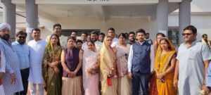 शक्ति जिला पंचायत की अध्यक्ष द्रोपती कीर्तन चंद्रा एवं उपाध्यक्ष कमल किशोर पटेल सहित 12 सदस्यों ने ली शपथ, 11 मार्च को आयोजित हुआ नवगठित जिला पंचायत का प्रथम सम्मेलन, उपाध्यक्ष कमल किशोर पटेल ने कहा- भाजपा सरकार की सभी जन कल्याणकारी योजनाओं का लाभ दिलाना ही हमारी प्राथमिकता शक्ति जिला पंचायत की अध्यक्ष द्रोपती कीर्तन चंद्रा एवं उपाध्यक्ष कमल किशोर पटेल सहित 12 सदस्यों ने ली शपथ, 11 मार्च को आयोजित हुआ नवगठित जिला पंचायत का प्रथम सम्मेलन, उपाध्यक्ष कमल किशोर पटेल ने कहा- भाजपा सरकार की सभी जन कल्याणकारी योजनाओं का लाभ दिलाना ही हमारी प्राथमिकता kshititech