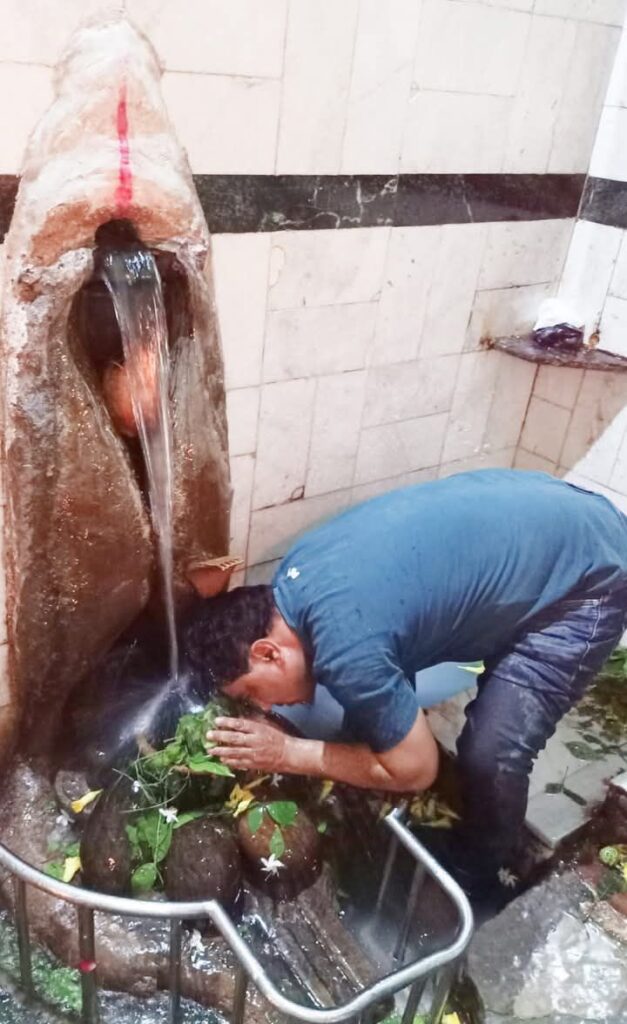 तुर्रीधाम एवं दमाऊधारा को पूर्ण पर्यटन स्थल के रूप में विकसित करने महामहिम राज्यपाल से आज शक्ति के जन प्रतिनिधि करेंगे मांग, प्रशासन तथा नेताओ की उपेक्षा का शिकार है दोनों ही प्रसिद्ध स्थल, बड़े-बड़े नेता आते हैं यहां, किंतु यहां से निकलने के बाद भूल जाते हैं इसे संवारना तुर्रीधाम एवं दमाऊधारा को पूर्ण पर्यटन स्थल के रूप में विकसित करने महामहिम राज्यपाल से आज शक्ति के जन प्रतिनिधि करेंगे मांग, प्रशासन तथा नेताओ की उपेक्षा का शिकार है दोनों ही प्रसिद्ध स्थल, बड़े-बड़े नेता आते हैं यहां, किंतु यहां से निकलने के बाद भूल जाते हैं इसे संवारना kshititech