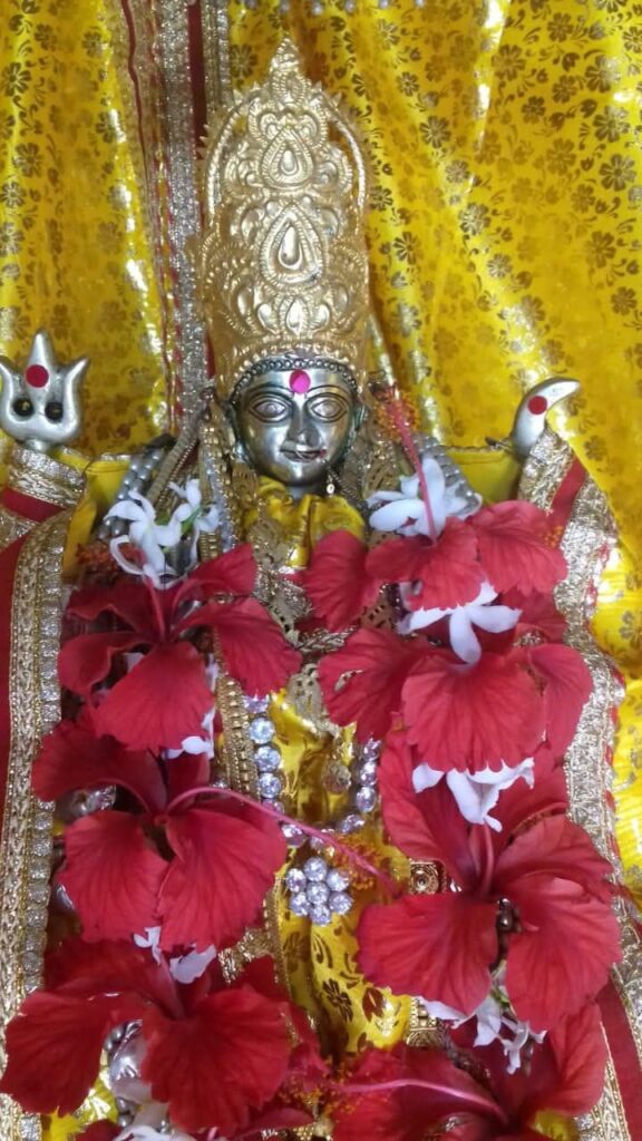 लगाओ जयकारा माता रानी का- शक्ति शहर सहित जिले में 30 मार्च से प्रारंभ होगा चैत्र बसंती नवरात्रि महोत्सव, देवी मंदिरों में जलेंगे आस्था के दीप,तो वहीं मनोकामना ज्योति कलश होंगे प्रज्वलित, शक्ति की महामाई दाई, मां भीमेश्वरी देवी बेरी वाली,अड़भार की अष्टभुजी, चंद्रपुर की मां चंद्रहासिनी देवी मंदिरो में नवरात्रि पर्व की तैयारियां जोरों से लगाओ जयकारा माता रानी का- शक्ति शहर सहित जिले में 30 मार्च से प्रारंभ होगा चैत्र बसंती नवरात्रि महोत्सव, देवी मंदिरों में जलेंगे आस्था के दीप,तो वहीं मनोकामना ज्योति कलश होंगे प्रज्वलित, शक्ति की महामाई दाई, मां भीमेश्वरी देवी बेरी वाली,अड़भार की अष्टभुजी, चंद्रपुर की मां चंद्रहासिनी देवी मंदिरो में नवरात्रि पर्व की तैयारियां जोरों से kshititech