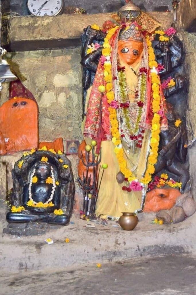 लगाओ जयकारा माता रानी का- शक्ति शहर सहित जिले में 30 मार्च से प्रारंभ होगा चैत्र बसंती नवरात्रि महोत्सव, देवी मंदिरों में जलेंगे आस्था के दीप,तो वहीं मनोकामना ज्योति कलश होंगे प्रज्वलित, शक्ति की महामाई दाई, मां भीमेश्वरी देवी बेरी वाली,अड़भार की अष्टभुजी, चंद्रपुर की मां चंद्रहासिनी देवी मंदिरो में नवरात्रि पर्व की तैयारियां जोरों से लगाओ जयकारा माता रानी का- शक्ति शहर सहित जिले में 30 मार्च से प्रारंभ होगा चैत्र बसंती नवरात्रि महोत्सव, देवी मंदिरों में जलेंगे आस्था के दीप,तो वहीं मनोकामना ज्योति कलश होंगे प्रज्वलित, शक्ति की महामाई दाई, मां भीमेश्वरी देवी बेरी वाली,अड़भार की अष्टभुजी, चंद्रपुर की मां चंद्रहासिनी देवी मंदिरो में नवरात्रि पर्व की तैयारियां जोरों से kshititech
