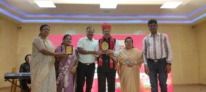 राजस्थान गौरव सम्मान से नवाजे गए अंतरराष्ट्रीय अग्रवाल सम्मेलन के अध्यक्ष राजकुमार मित्तल, 27 मार्च को आयोजित निजी मीडिया समूह के कार्यक्रम में दिया गया सम्मान, राजकुमार ने कहा- यह सम्मान पूरे सम्मेलन परिवार को समर्पित, देश के प्रतिष्ठित औद्योगिक घराने RKM ग्रुप के चैयरमैन भी हैं राजकुमार मित्तल राजस्थान गौरव सम्मान से नवाजे गए अंतरराष्ट्रीय अग्रवाल सम्मेलन के अध्यक्ष राजकुमार मित्तल, 27 मार्च को आयोजित निजी मीडिया समूह के कार्यक्रम में दिया गया सम्मान, राजकुमार ने कहा- यह सम्मान पूरे सम्मेलन परिवार को समर्पित, देश के प्रतिष्ठित औद्योगिक घराने RKM ग्रुप के चैयरमैन भी हैं राजकुमार मित्तल kshititech