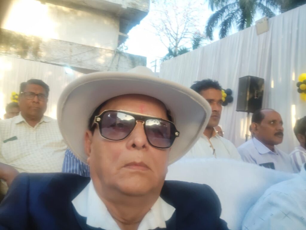 शक्ति शहर में स्वच्छता, कचरा प्रबंधन, जल आपूर्ति, स्ट्रीट लाइट,नगर सौंदर्यीकरण,करो में डिजिटल भुगतान पारदर्शिता एवं टोल फ्री हेल्पलाइन होगी मेरी प्राथमिकता, शक्ति शहर के प्रथम नागरिक के रूप में नवनिर्वाचित नगर पालिका अध्यक्ष श्यामसुंदर अग्रवाल ने ली शपथ, टीम श्याम सुंदर के 18 नव निर्वाचित पार्षदों के भी हुआ शपथ ग्रहण, नगरपालिका के कर्मचारियों को भी किया गया उत्कृष्ट कार्यो के लिए सम्मानित एवं स्वच्छता दीदियों को हुआ पी पी किट का वितरण शक्ति शहर में स्वच्छता, कचरा प्रबंधन, जल आपूर्ति, स्ट्रीट लाइट,नगर सौंदर्यीकरण,करो में डिजिटल भुगतान पारदर्शिता एवं टोल फ्री हेल्पलाइन होगी मेरी प्राथमिकता, शक्ति शहर के प्रथम नागरिक के रूप में नवनिर्वाचित नगर पालिका अध्यक्ष श्यामसुंदर अग्रवाल ने ली शपथ, टीम श्याम सुंदर के 18 नव निर्वाचित पार्षदों के भी हुआ शपथ ग्रहण, नगरपालिका के कर्मचारियों को भी किया गया उत्कृष्ट कार्यो के लिए सम्मानित एवं स्वच्छता दीदियों को हुआ पी पी किट का वितरण kshititech