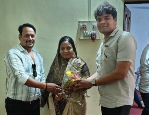 गोविंद देवांगन ने दी छुरी नगर पंचायत की नव निर्वाचित अध्यक्ष पद्मनी प्रीतम देवांगन को बधाई, शपथ ग्रहण समारोह में शामिल हुए गोविंद,छत्तीसगढ़ शासन के उद्योग मंत्री लखन लाल देवांगन से भी मिले गोविंद देवांगन, गोविंद ने छत्तीसगढ़ में भाजपा को निकाय चुनाव में मिली बड़ी जीत पर उद्योग मंत्री लखन लाल देवांगन को भी दी बधाई गोविंद देवांगन ने दी छुरी नगर पंचायत की नव निर्वाचित अध्यक्ष पद्मनी प्रीतम देवांगन को बधाई, शपथ ग्रहण समारोह में शामिल हुए गोविंद,छत्तीसगढ़ शासन के उद्योग मंत्री लखन लाल देवांगन से भी मिले गोविंद देवांगन, गोविंद ने छत्तीसगढ़ में भाजपा को निकाय चुनाव में मिली बड़ी जीत पर उद्योग मंत्री लखन लाल देवांगन को भी दी बधाई kshititech