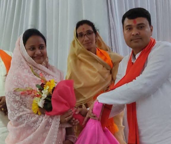 शक्ति जिला पंचायत की अध्यक्ष द्रोपती कीर्तन चंद्रा एवं उपाध्यक्ष कमल किशोर पटेल सहित 12 सदस्यों ने ली शपथ, 11 मार्च को आयोजित हुआ नवगठित जिला पंचायत का प्रथम सम्मेलन, उपाध्यक्ष कमल किशोर पटेल ने कहा- भाजपा सरकार की सभी जन कल्याणकारी योजनाओं का लाभ दिलाना ही हमारी प्राथमिकता शक्ति जिला पंचायत की अध्यक्ष द्रोपती कीर्तन चंद्रा एवं उपाध्यक्ष कमल किशोर पटेल सहित 12 सदस्यों ने ली शपथ, 11 मार्च को आयोजित हुआ नवगठित जिला पंचायत का प्रथम सम्मेलन, उपाध्यक्ष कमल किशोर पटेल ने कहा- भाजपा सरकार की सभी जन कल्याणकारी योजनाओं का लाभ दिलाना ही हमारी प्राथमिकता kshititech