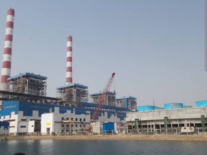 आरकेएम पावर प्लांट के कर्मचारियों द्वारा किसान के खेतों में लगे पेड़ों को काटे जाने की शिकायत करी किसान बुद्धेश्वर पटेल ने, पटेल ने कहा- मामला एसडीएम कोर्ट डभरा में है लंबित, फिर भी प्लांट के अधिकारी कर्मचारी कर रहे तानाशाही आरकेएम पावर प्लांट के कर्मचारियों द्वारा किसान के खेतों में लगे पेड़ों को काटे जाने की शिकायत करी किसान बुद्धेश्वर पटेल ने, पटेल ने कहा- मामला एसडीएम कोर्ट डभरा में है लंबित, फिर भी प्लांट के अधिकारी कर्मचारी कर रहे तानाशाही kshititech