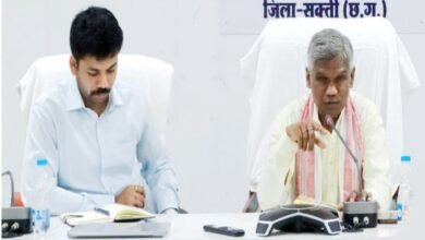 शक्ति जिले में गौ तस्करी रोकने पुलिस विभाग को दिए निर्देश,गौ संरक्षण की दिशा में सरकारी अधिकारियों को कार्य करने आयोग अध्यक्ष ने दिए निर्देश, 21 अप्रैल को कलेक्टर कार्यालय में संपन्न हुई बैठक,जिला पंचायत CEO जैन रहे मौजूद kshititech