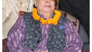 30 अप्रैल को सुबह 11:45 बजे राज परिवार के रीति-रिवाजो से होगा राजा साहब का अंतिम संस्कार,प्रदेश सहित देश की जानी-मानी राजनैतिक एवं राज परिवारों की हस्तियां रहेगी अंतिम संस्कार में मौजूद, राजा साहब के अंतिम संस्कार में दिग्गजो का होगा जमावड़ा 30 अप्रैल को सुबह 11:45 बजे राज परिवार के रीति-रिवाजो से होगा राजा साहब का अंतिम संस्कार,प्रदेश सहित देश की जानी-मानी राजनैतिक एवं राज परिवारों की हस्तियां रहेगी अंतिम संस्कार में मौजूद, राजा साहब के अंतिम संस्कार में दिग्गजो का होगा जमावड़ा kshititech