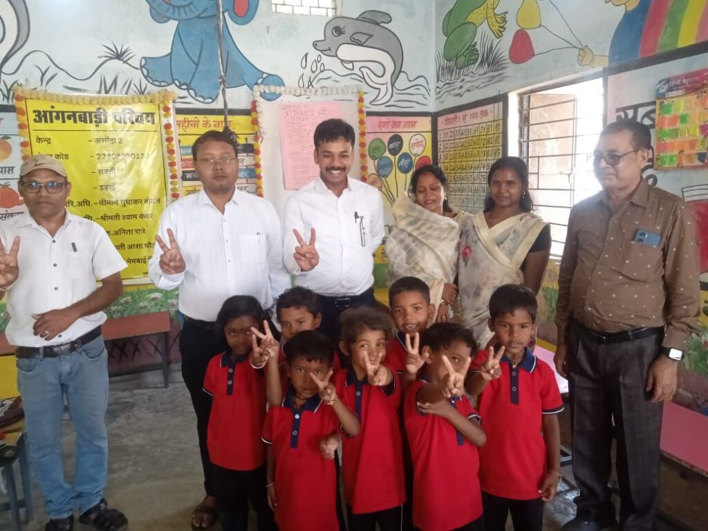 8 अप्रैल को शक्ति जिले की 10 प्रशासनिक खबरें एक साथ- टोपनो साहब की समय सीमा बैठक, जनदर्शन, जल संरक्षण को लेकर जागरूकता अभियान एवं जिले में हुआ सुशासन तिहार का भव्य शुभारंभ, आईएएस कलेक्टर साहब के नेतृत्व में निरंतर आगे बढ़ता शक्ति जिला, संवेदनशील प्रशासनिक मुखिया के अनुभवों का मिल रहा जनता को लाभ, कलेक्टर साहब ने शक्ति जिले के राजस्व अधिकारियों की भी ली अलग से समीक्षात्मक बैठक, जन संरक्षण की दिशा में निकली वाटर शैड यात्रा 8 अप्रैल को शक्ति जिले की 10 प्रशासनिक खबरें एक साथ- टोपनो साहब की समय सीमा बैठक, जनदर्शन, जल संरक्षण को लेकर जागरूकता अभियान एवं जिले में हुआ सुशासन तिहार का भव्य शुभारंभ, आईएएस कलेक्टर साहब के नेतृत्व में निरंतर आगे बढ़ता शक्ति जिला, संवेदनशील प्रशासनिक मुखिया के अनुभवों का मिल रहा जनता को लाभ, कलेक्टर साहब ने शक्ति जिले के राजस्व अधिकारियों की भी ली अलग से समीक्षात्मक बैठक, जन संरक्षण की दिशा में निकली वाटर शैड यात्रा kshititech