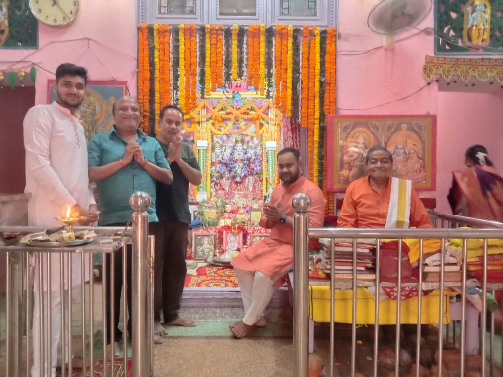 भक्तों की अटूट आस्था- रामनवमी पर्व पर शक्ति के मंदिरों में हुई विशेष पूजा अर्चना, श्री राम मंदिर एवं श्री गायत्री शक्तिपीठ में भी हुआ भंडारा प्रसाद का आयोजन, गायत्री मंदिर में पंच कुंडीय यज्ञ भी हुआ संपन्न, जय- जय श्री राम के श्री घोष से गूंजायमान हो उठा राम मंदिर, माता गायत्री एवं जगदंबे भवानी की आस्था में लीन हुए देवी भक्त भक्तों की अटूट आस्था- रामनवमी पर्व पर शक्ति के मंदिरों में हुई विशेष पूजा अर्चना, श्री राम मंदिर एवं श्री गायत्री शक्तिपीठ में भी हुआ भंडारा प्रसाद का आयोजन, गायत्री मंदिर में पंच कुंडीय यज्ञ भी हुआ संपन्न, जय- जय श्री राम के श्री घोष से गूंजायमान हो उठा राम मंदिर, माता गायत्री एवं जगदंबे भवानी की आस्था में लीन हुए देवी भक्त kshititech