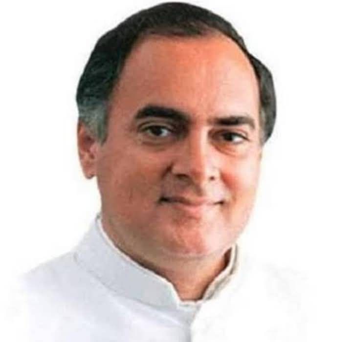 राजीव जी को याद किया कांग्रेसियों ने- सक्ती में पूर्व प्रधानमंत्री राजीव जी की पुण्यतिथि पर कांग्रेस ने किया श्रद्धांजलि सभा का आयोजन, सीनियर एडवोकेट गिरधर जायसवाल ने कहा- अगर राजीव गांधी न होते तो दूरसंचार क्रांति भी नही होती राजीव जी को याद किया कांग्रेसियों ने- सक्ती में पूर्व प्रधानमंत्री राजीव जी की पुण्यतिथि पर कांग्रेस ने किया श्रद्धांजलि सभा का आयोजन, सीनियर एडवोकेट गिरधर जायसवाल ने कहा- अगर राजीव गांधी न होते तो दूरसंचार क्रांति भी नही होती kshititech