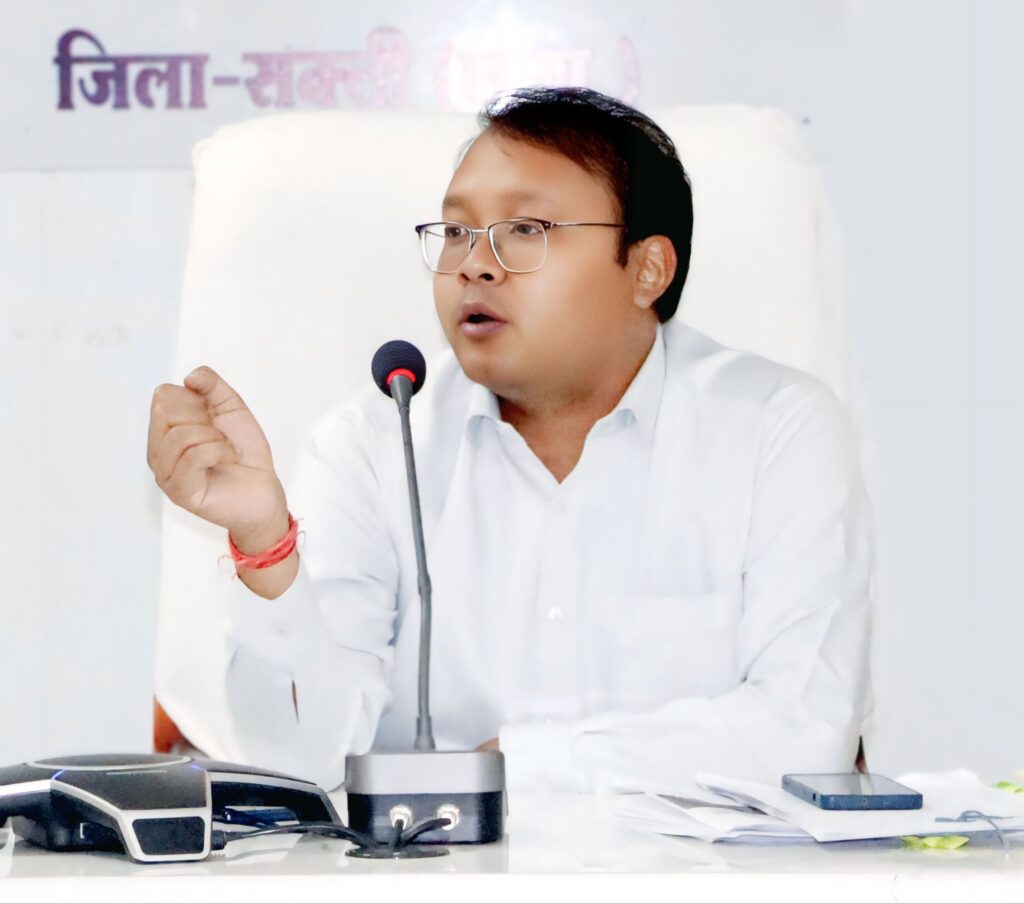 कलेक्टर तोपनो साहब के निर्देशन एवं पूर्व जिला शिक्षा अधिकारी एन के चंद्रा के मार्गदर्शन में बोर्ड परीक्षाओं का बेहतर रहा परीक्षा परिणाम, शिक्षा विभाग द्वारा चलाए गए परीक्षा गुणवत्ता अभियान के चलते सरकारी स्कूलों का रिजल्ट बेहतर, शक्ति शहर के अनुनय कॉन्वेंट,गुंजन एजुकेशन एवं लिटिल फ्लावर इंग्लिश मीडियम के बच्चो ने जिला मेरिट सूची में भी बनाया स्थान कलेक्टर तोपनो साहब के निर्देशन एवं पूर्व जिला शिक्षा अधिकारी एन के चंद्रा के मार्गदर्शन में बोर्ड परीक्षाओं का बेहतर रहा परीक्षा परिणाम, शिक्षा विभाग द्वारा चलाए गए परीक्षा गुणवत्ता अभियान के चलते सरकारी स्कूलों का रिजल्ट बेहतर, शक्ति शहर के अनुनय कॉन्वेंट,गुंजन एजुकेशन एवं लिटिल फ्लावर इंग्लिश मीडियम के बच्चो ने जिला मेरिट सूची में भी बनाया स्थान kshititech
