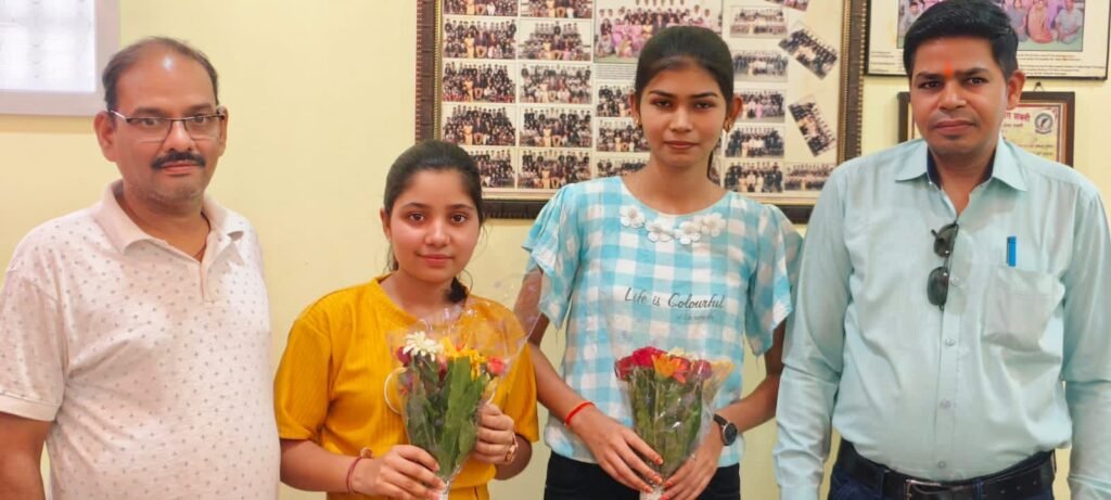 प्राउड ऑफ़ द गुंजन स्टूडेंट- बोर्ड परीक्षाओं में शक्ति के गुंजन एजुकेशन सेंटर के विद्यार्थियों ने किया बेहतर प्रदर्शन, जिले की मेरिट सूची में भी बनाया स्थान, विद्यालय प्रबंधन ने दी बच्चों के उज्जवल भविष्य की शुभकामनाएं, विद्यालय के डायरेक्टर नितिन सोनी ने कहा बच्चों की मेहनत से सफलता है निश्चित प्राउड ऑफ़ द गुंजन स्टूडेंट- बोर्ड परीक्षाओं में शक्ति के गुंजन एजुकेशन सेंटर के विद्यार्थियों ने किया बेहतर प्रदर्शन, जिले की मेरिट सूची में भी बनाया स्थान, विद्यालय प्रबंधन ने दी बच्चों के उज्जवल भविष्य की शुभकामनाएं, विद्यालय के डायरेक्टर नितिन सोनी ने कहा बच्चों की मेहनत से सफलता है निश्चित kshititech