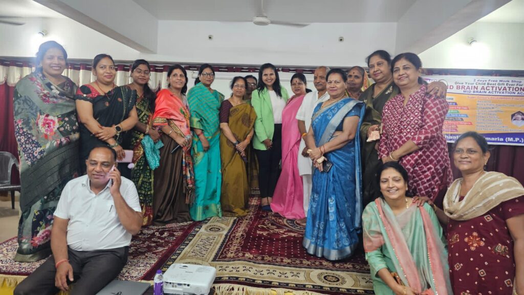 शक्ति में स्मार्ट ब्रेन प्रोग्राम के बच्चों की अद्भुत कला देख जिले के कलेक्टर, जिला पंचायत सीईओ, सांसद,नगर पालिका अध्यक्ष ने करी प्रशंशा, शहर के गिरिराज रेन बसेरा में 31 मई को आयोजित था स्मार्ट ब्रेन क्लास का पुरस्कार वितरण एवं प्रसिद्ध मोटीवेटर आरती खंडेलवाल का लव यू जिंदगी मोटिवेशनल प्रोग्राम शक्ति में स्मार्ट ब्रेन प्रोग्राम के बच्चों की अद्भुत कला देख जिले के कलेक्टर, जिला पंचायत सीईओ, सांसद,नगर पालिका अध्यक्ष ने करी प्रशंशा, शहर के गिरिराज रेन बसेरा में 31 मई को आयोजित था स्मार्ट ब्रेन क्लास का पुरस्कार वितरण एवं प्रसिद्ध मोटीवेटर आरती खंडेलवाल का लव यू जिंदगी मोटिवेशनल प्रोग्राम kshititech
