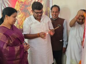 शक्ति में भाजपा ने किया जिला स्तरीय प्रदर्शनी का आयोजन, अवसर था वीरांगना अहिल्याबाई होलकर जी के जन्म शताब्दी वर्ष का, सैकड़ो लोगों ने पहुंचकर अहिल्याबाई जी की जीवंत प्रदर्शनी का किया अवलोकन, भारी बारिश के बावजूद लोगों ने पहुंच प्रदर्शनी से ली प्रेरणा, नारी सशक्तिकरण सहित सामाजिक क्षेत्र में भी अहिल्याबाई होल्कर जी का था विशेष योगदान शक्ति में भाजपा ने किया जिला स्तरीय प्रदर्शनी का आयोजन, अवसर था वीरांगना अहिल्याबाई होलकर जी के जन्म शताब्दी वर्ष का, सैकड़ो लोगों ने पहुंचकर अहिल्याबाई जी की जीवंत प्रदर्शनी का किया अवलोकन, भारी बारिश के बावजूद लोगों ने पहुंच प्रदर्शनी से ली प्रेरणा, नारी सशक्तिकरण सहित सामाजिक क्षेत्र में भी अहिल्याबाई होल्कर जी का था विशेष योगदान kshititech
