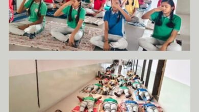 एक पृथ्वी, एक स्वास्थ्य के लिए योग- योग प्रशिक्षकों ने चंद्रहासिनी विद्यापीठ चंद्रपुर के स्कूली बच्चों को सिखाएं योग की विभिन्न क्रियाएं, विद्यालय प्रबंधन ने कहा- योग से ही होगा उत्तम स्वास्थ्य का विकास, 11वें योग दिवस पर बच्चों ने भी कहा- करेंगे नियमित योग kshititech