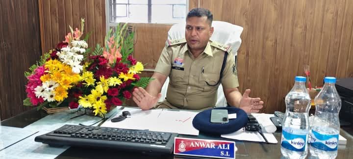 छत्तीसगढ़ जनर्लिस्ट वेलफेयर यूनियन सक्ती जिले ने कलेक्टर को सौपा राज्यपाल के नाम ज्ञापन, मामला स्वास्थ्य विभाग द्वारा पत्रकारों को लेकर जारी किए गए आदेश का, शक्ति जिला इकाई की बैठक हुई संपन्न, अहमदाबाद के विमान हादसे एवं उत्तराखंड के हेलीकॉप्टर हादसे के मृतकों को यूनियन परिवार ने दी श्रद्धांजलि, यूनियन के सदस्यों ने करी शक्ति थाने के नव पदस्थ थाना प्रभारी से मुलाकात छत्तीसगढ़ जनर्लिस्ट वेलफेयर यूनियन सक्ती जिले ने कलेक्टर को सौपा राज्यपाल के नाम ज्ञापन, मामला स्वास्थ्य विभाग द्वारा पत्रकारों को लेकर जारी किए गए आदेश का, शक्ति जिला इकाई की बैठक हुई संपन्न, अहमदाबाद के विमान हादसे एवं उत्तराखंड के हेलीकॉप्टर हादसे के मृतकों को यूनियन परिवार ने दी श्रद्धांजलि, यूनियन के सदस्यों ने करी शक्ति थाने के नव पदस्थ थाना प्रभारी से मुलाकात kshititech