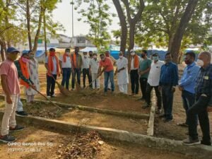 शक्ति शहर की मुखर्जी वाटिका एवं मुखर्जी जी के नाम पर स्थापित सामुदायिक भवन को फिर से नाम की पहचान देने की आवश्यकता, डॉ श्यामा प्रसाद मुखर्जी जी का नाम ही ओझल हो गया है दोनों प्रमुख स्थानों से, भाजपा की सरकार में भी नेताओं का नहीं है इस ओर ध्यान, आज 23 जून को डॉक्टर श्यामा प्रसाद मुखर्जी जी की पुण्यतिथि (बलिदान दिवस) पर भाजपाइयों को करना चाहिए यह बड़ा कार्य शक्ति शहर की मुखर्जी वाटिका एवं मुखर्जी जी के नाम पर स्थापित सामुदायिक भवन को फिर से नाम की पहचान देने की आवश्यकता, डॉ श्यामा प्रसाद मुखर्जी जी का नाम ही ओझल हो गया है दोनों प्रमुख स्थानों से, भाजपा की सरकार में भी नेताओं का नहीं है इस ओर ध्यान, आज 23 जून को डॉक्टर श्यामा प्रसाद मुखर्जी जी की पुण्यतिथि (बलिदान दिवस) पर भाजपाइयों को करना चाहिए यह बड़ा कार्य kshititech