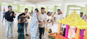 चंद्रहासिनी विद्यापीठ में हुआ रथ यात्रा उत्सव कार्यक्रम का आयोजन, सांस्कृतिक परंपराओं का भी बखूबी निर्वहन कर रहा विद्यालय प्रबंधन, जगन्नाथ महाप्रभु की पूजा अर्चना के साथ प्रसाद का भी हुआ वितरण चंद्रहासिनी विद्यापीठ में हुआ रथ यात्रा उत्सव कार्यक्रम का आयोजन, सांस्कृतिक परंपराओं का भी बखूबी निर्वहन कर रहा विद्यालय प्रबंधन, जगन्नाथ महाप्रभु की पूजा अर्चना के साथ प्रसाद का भी हुआ वितरण kshititech