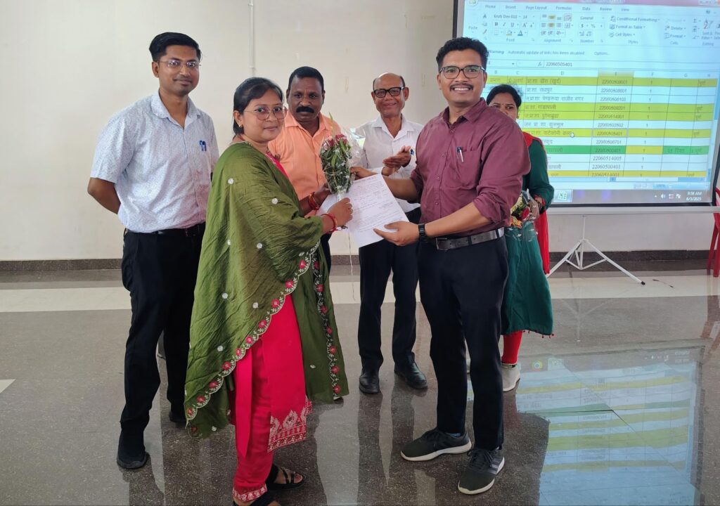 शक्ति कलेक्टर तोपनों ने दिया अधिकारियों को टारगेट- बारिश को देखते हुए अधिकाधिक हो पौधारोपण के कार्यक्रम, शक्ति जिले में 298 शिक्षकों की युक्तिकरण के तहत हुई काउंसलिंग की प्रक्रिया, जिला बाल संरक्षण इकाई भर्ती 2025 के दस्तावेज जांच व साक्षात्कार 04-07 जून को, जिला प्रशासन की समय सीमा बैठक एवं जनदर्शन का कार्यक्रम, शक्ति जिले को हरिहर जिले बनाने की तैयारी, युक्तिकरण काउंसलिंग में प्रभारी जिला शिक्षा अधिकारी विश्वास कुमार पर शिक्षकों का दिखा जबरदस्त विश्वास शक्ति कलेक्टर तोपनों ने दिया अधिकारियों को टारगेट- बारिश को देखते हुए अधिकाधिक हो पौधारोपण के कार्यक्रम, शक्ति जिले में 298 शिक्षकों की युक्तिकरण के तहत हुई काउंसलिंग की प्रक्रिया, जिला बाल संरक्षण इकाई भर्ती 2025 के दस्तावेज जांच व साक्षात्कार 04-07 जून को, जिला प्रशासन की समय सीमा बैठक एवं जनदर्शन का कार्यक्रम, शक्ति जिले को हरिहर जिले बनाने की तैयारी, युक्तिकरण काउंसलिंग में प्रभारी जिला शिक्षा अधिकारी विश्वास कुमार पर शिक्षकों का दिखा जबरदस्त विश्वास kshititech