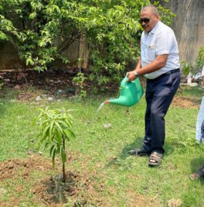 जिंदल वर्ल्ड स्कूल की अनुकरणीय पहल- पर्यावरण संरक्षित करने बच्चों के साथ किया वृक्षारोपण,बच्चों ने लिया संकल्प- वृक्षारोपण कर प्रकृति को करेंगे संरक्षित, विद्यालय के डायरेक्टर रवि जिंदल ने कहा- पर्यावरण संरक्षण हम सबकी नैतिक जिम्मेदारी, प्रतिवर्ष अधिक से अधिक लगाए वृक्ष, प्रकृति अनमोल है, इसे बचाए रखें जिंदल वर्ल्ड स्कूल की अनुकरणीय पहल- पर्यावरण संरक्षित करने बच्चों के साथ किया वृक्षारोपण,बच्चों ने लिया संकल्प- वृक्षारोपण कर प्रकृति को करेंगे संरक्षित, विद्यालय के डायरेक्टर रवि जिंदल ने कहा- पर्यावरण संरक्षण हम सबकी नैतिक जिम्मेदारी, प्रतिवर्ष अधिक से अधिक लगाए वृक्ष, प्रकृति अनमोल है, इसे बचाए रखें kshititech