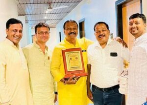ऐतिहासिक अद्भूतिय रहा खाटू धाम का अग्र विभूति अलंकरण समारोह-37 विभूतियो सहित 48 समाज बंधुओ को अग्र गौरव सम्मान से किया गया सम्मानित, यूपीएससी में सफलता अर्जित करने वाले विद्यार्थियों को भी किया गया सम्मानित,सांसद बृजमोहन अग्रवाल ने कहा- अग्र समाज की पूरे विश्व में है दानवीर समाज के रूप में पहचान,हमें अपने बच्चों को और संस्कारिक बनाने की आवश्यकता, अंतर्राष्ट्रीय अग्रवाल सम्मेलन की राष्ट्रीय कार्यकारिणी की बैठक में हुए विभिन्न निर्णय,मथुरा महानगर एवम जिला इकाई के आतिथ्य में हुआ समारोह ऐतिहासिक अद्भूतिय रहा खाटू धाम का अग्र विभूति अलंकरण समारोह-37 विभूतियो सहित 48 समाज बंधुओ को अग्र गौरव सम्मान से किया गया सम्मानित, यूपीएससी में सफलता अर्जित करने वाले विद्यार्थियों को भी किया गया सम्मानित,सांसद बृजमोहन अग्रवाल ने कहा- अग्र समाज की पूरे विश्व में है दानवीर समाज के रूप में पहचान,हमें अपने बच्चों को और संस्कारिक बनाने की आवश्यकता, अंतर्राष्ट्रीय अग्रवाल सम्मेलन की राष्ट्रीय कार्यकारिणी की बैठक में हुए विभिन्न निर्णय,मथुरा महानगर एवम जिला इकाई के आतिथ्य में हुआ समारोह kshititech