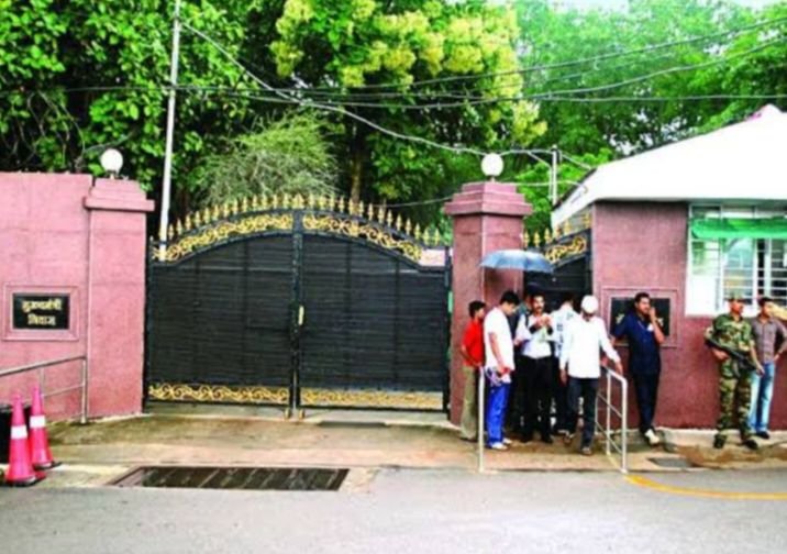 CM हाउस के सामने धरने पर बैठेंगे नगरीय निकाय के अधिकारी/ कर्मचारी, 5 जुलाई को 3 सूत्रीय मांगों को लेकर प्रदेश स्तर का है आंदोलन, संघ के शक्ति जिले के अध्यक्ष विकास देवांगन ने दी जानकारी CM हाउस के सामने धरने पर बैठेंगे नगरीय निकाय के अधिकारी/ कर्मचारी, 5 जुलाई को 3 सूत्रीय मांगों को लेकर प्रदेश स्तर का है आंदोलन, संघ के शक्ति जिले के अध्यक्ष विकास देवांगन ने दी जानकारी kshititech