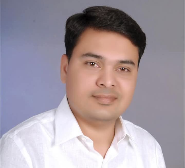 09 लाख रुपये नहीं लेंगे कमल- कमाल कर दिया कमल ने, जन प्रतिनिधि हो तो कमल जैसा, अगर सांसद/ विधायक भी यही सोच रखें तो देश आर्थिक रूप से हो जाएगा मजबूत, जिला पंचायत उपाध्यक्ष कमल पटेल ने मानदेय राशि त्याग करने की करी बड़ी घोषणा, कमल ने कहा-पेशे से हूं वकील, वकालत से होने वाली आमदनी से चल जाता है मेरा खर्चा, पूरे शक्ति जिले में हो रही कमल के इस निर्णय की प्रशंसा 09 लाख रुपये नहीं लेंगे कमल- कमाल कर दिया कमल ने, जन प्रतिनिधि हो तो कमल जैसा, अगर सांसद/ विधायक भी यही सोच रखें तो देश आर्थिक रूप से हो जाएगा मजबूत, जिला पंचायत उपाध्यक्ष कमल पटेल ने मानदेय राशि त्याग करने की करी बड़ी घोषणा, कमल ने कहा-पेशे से हूं वकील, वकालत से होने वाली आमदनी से चल जाता है मेरा खर्चा, पूरे शक्ति जिले में हो रही कमल के इस निर्णय की प्रशंसा kshititech
