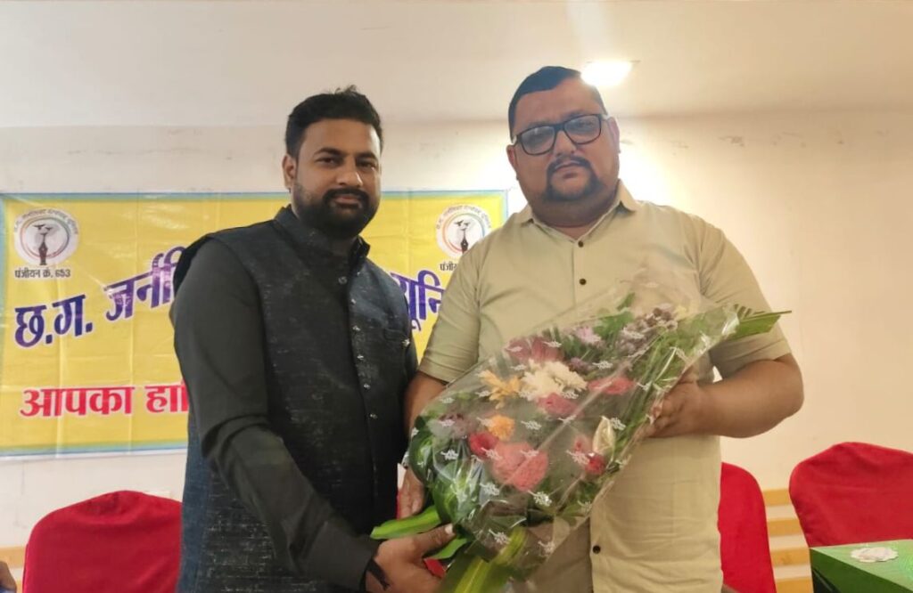 कामकाजी बैठक- जनर्लिस्ट वेलफेयर यूनियन की प्रदेश कार्यसमिति बैठक संपन्न, जिलों में संगठन को मजबूत बनाने बनी कार्य योजना, पदाधिकारियो का होगा सतत दौरा, 30 जुलाई तक प्रदेश के सभी जिलों में आयोजित होगी यूनियन की बैठके, अगले प्रदेश स्तरीय कार्यक्रम के लिए विभिन्न जिलों ने दिया आतिथ्य का प्रस्ताव, जन्मदिन की बधाइयों से अभिभूत अमित गौतम ने कहा- आप सभी का यही स्नेह जीवन में काम करने की देता है सदैव ऊर्जा कामकाजी बैठक- जनर्लिस्ट वेलफेयर यूनियन की प्रदेश कार्यसमिति बैठक संपन्न, जिलों में संगठन को मजबूत बनाने बनी कार्य योजना, पदाधिकारियो का होगा सतत दौरा, 30 जुलाई तक प्रदेश के सभी जिलों में आयोजित होगी यूनियन की बैठके, अगले प्रदेश स्तरीय कार्यक्रम के लिए विभिन्न जिलों ने दिया आतिथ्य का प्रस्ताव, जन्मदिन की बधाइयों से अभिभूत अमित गौतम ने कहा- आप सभी का यही स्नेह जीवन में काम करने की देता है सदैव ऊर्जा kshititech