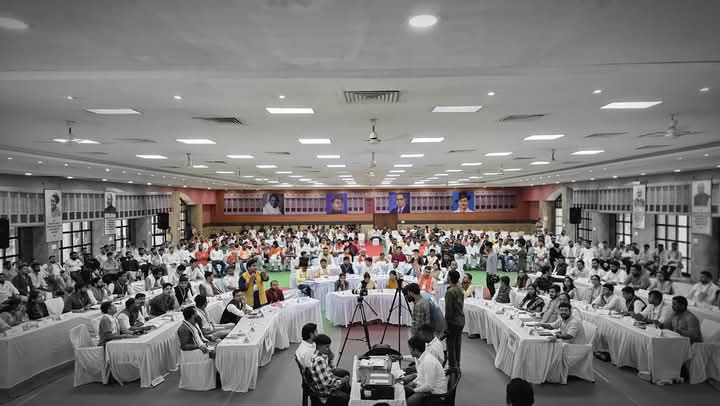 युवा संसद, शक्ति जिले के गौरव विधान मिश्रा- रायपुर में आयोजित माक पार्लियामेंट युवा संसद में शक्ति जिले के विधान मिश्रा ने हासिल किया प्रथम स्थान, अग्रसेन धाम रायपुर में आयोजित कार्यक्रम में मुख्यमंत्री के हाथों मिला 51000/-रुपये का पुरस्कार युवा संसद, शक्ति जिले के गौरव विधान मिश्रा- रायपुर में आयोजित माक पार्लियामेंट युवा संसद में शक्ति जिले के विधान मिश्रा ने हासिल किया प्रथम स्थान, अग्रसेन धाम रायपुर में आयोजित कार्यक्रम में मुख्यमंत्री के हाथों मिला 51000/-रुपये का पुरस्कार kshititech