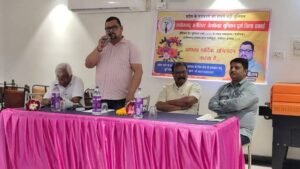 यूनियन के प्रदेश अध्यक्ष अमित गौतम ने दुर्ग की बैठक में कहा- पत्रकारों की आवाज को प्रमुखता से उठाना ही संगठन की प्राथमिकता, 12 जुलाई को यूनियन के दुर्ग जिला इकाई की संपन्न हुई शानदार बैठक, यूनियन के संरक्षक अनिल साखरे का जन्मदिन भी मनाया यूनियन सदस्यों ने, यूनियन हित में हुए अनेकों निर्णय kshititech