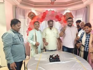 यूनियन के प्रदेश अध्यक्ष अमित गौतम ने दुर्ग की बैठक में कहा- पत्रकारों की आवाज को प्रमुखता से उठाना ही संगठन की प्राथमिकता, 12 जुलाई को यूनियन के दुर्ग जिला इकाई की संपन्न हुई शानदार बैठक, यूनियन के संरक्षक अनिल साखरे का जन्मदिन भी मनाया यूनियन सदस्यों ने, यूनियन हित में हुए अनेकों निर्णय kshititech