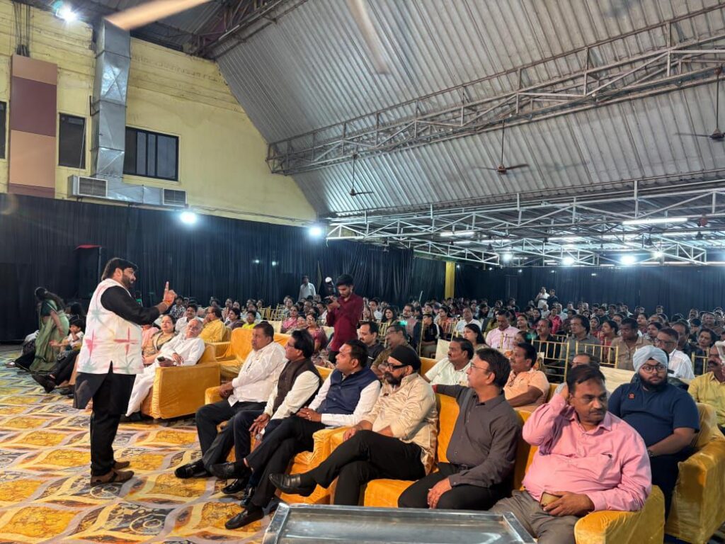 अभूतपूर्व स्वागत हुआ उपाध्यक्ष अमर का- मारवाड़ी युवा मंच के राष्ट्रीय उपाध्यक्ष अमर सुल्तानिया का धुआंधार दौरा- उड़ीसा प्रदेश की शाखाओं तक पहुंचे अमर ने कहा- मंच आज पूरे विश्व में युवाओं का एक सशक्त संगठन, अमर के दौरे से मंच सदस्यों में हुआ ऊर्जा का संचार, सैकड़ो की संख्या में मंच परिवार में नए सदस्यों का भी हुआ आगमन अभूतपूर्व स्वागत हुआ उपाध्यक्ष अमर का- मारवाड़ी युवा मंच के राष्ट्रीय उपाध्यक्ष अमर सुल्तानिया का धुआंधार दौरा- उड़ीसा प्रदेश की शाखाओं तक पहुंचे अमर ने कहा- मंच आज पूरे विश्व में युवाओं का एक सशक्त संगठन, अमर के दौरे से मंच सदस्यों में हुआ ऊर्जा का संचार, सैकड़ो की संख्या में मंच परिवार में नए सदस्यों का भी हुआ आगमन kshititech