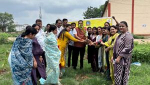अभूतपूर्व स्वागत हुआ उपाध्यक्ष अमर का- मारवाड़ी युवा मंच के राष्ट्रीय उपाध्यक्ष अमर सुल्तानिया का धुआंधार दौरा- उड़ीसा प्रदेश की शाखाओं तक पहुंचे अमर ने कहा- मंच आज पूरे विश्व में युवाओं का एक सशक्त संगठन, अमर के दौरे से मंच सदस्यों में हुआ ऊर्जा का संचार, सैकड़ो की संख्या में मंच परिवार में नए सदस्यों का भी हुआ आगमन अभूतपूर्व स्वागत हुआ उपाध्यक्ष अमर का- मारवाड़ी युवा मंच के राष्ट्रीय उपाध्यक्ष अमर सुल्तानिया का धुआंधार दौरा- उड़ीसा प्रदेश की शाखाओं तक पहुंचे अमर ने कहा- मंच आज पूरे विश्व में युवाओं का एक सशक्त संगठन, अमर के दौरे से मंच सदस्यों में हुआ ऊर्जा का संचार, सैकड़ो की संख्या में मंच परिवार में नए सदस्यों का भी हुआ आगमन kshititech