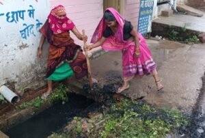 शक्ति शहर में वृहत रूप से चल रहा नालियों की सफाई का महा अभियान, नगर पालिका अध्यक्ष श्यामसुंदर अग्रवाल की पहल से सफाई अमला जुटा है बेहतर पानी निकास की व्यवस्था में, नगर पालिका शक्ति के नए सीएमओ ने भी किया पदभार ग्रहण, अध्यक्ष श्यामसुंदर अग्रवाल ने कहा- शहर वासियों को बेहतर सुविधाएं देना ही उनकी प्राथमिकता, सीएमओ प्रहलाद पांडेय ने भी जन प्रतिनिधियों एवं नगर पालिका कर्मचारियों से किया परिचय प्राप्त kshititech