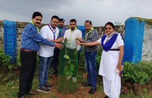 डिस्ट्रिक्ट कमिश्नर अंकित की सक्रियता से स्काउट कर रहा बेहतर कार्य, स्काउट की सकारात्मक पहल- पेड़ छाव देता है घाव नहीं, वृक्षों को संरक्षण देकर करें बड़ा, यही है हमारी नैतिक जिम्मेदारी- अंकित अग्रवाल (जिला मुख्य आयुक्त) भारत स्काउट गाइड जिला संघ शक्ति ने कश्मीर पर स्कूल में किया सघन वृक्षारोपण कार्यक्रम,प्याऊ घर एवं साइकिल रैली निकालने वाले स्काउट के विद्यार्थी भी हुए सम्मानित, शक्ति जिले में भारत स्काउट- गाइड के कार्यों को नई गति दी अंकित ने डिस्ट्रिक्ट कमिश्नर अंकित की सक्रियता से स्काउट कर रहा बेहतर कार्य, स्काउट की सकारात्मक पहल- पेड़ छाव देता है घाव नहीं, वृक्षों को संरक्षण देकर करें बड़ा, यही है हमारी नैतिक जिम्मेदारी- अंकित अग्रवाल (जिला मुख्य आयुक्त) भारत स्काउट गाइड जिला संघ शक्ति ने कश्मीर पर स्कूल में किया सघन वृक्षारोपण कार्यक्रम,प्याऊ घर एवं साइकिल रैली निकालने वाले स्काउट के विद्यार्थी भी हुए सम्मानित, शक्ति जिले में भारत स्काउट- गाइड के कार्यों को नई गति दी अंकित ने kshititech