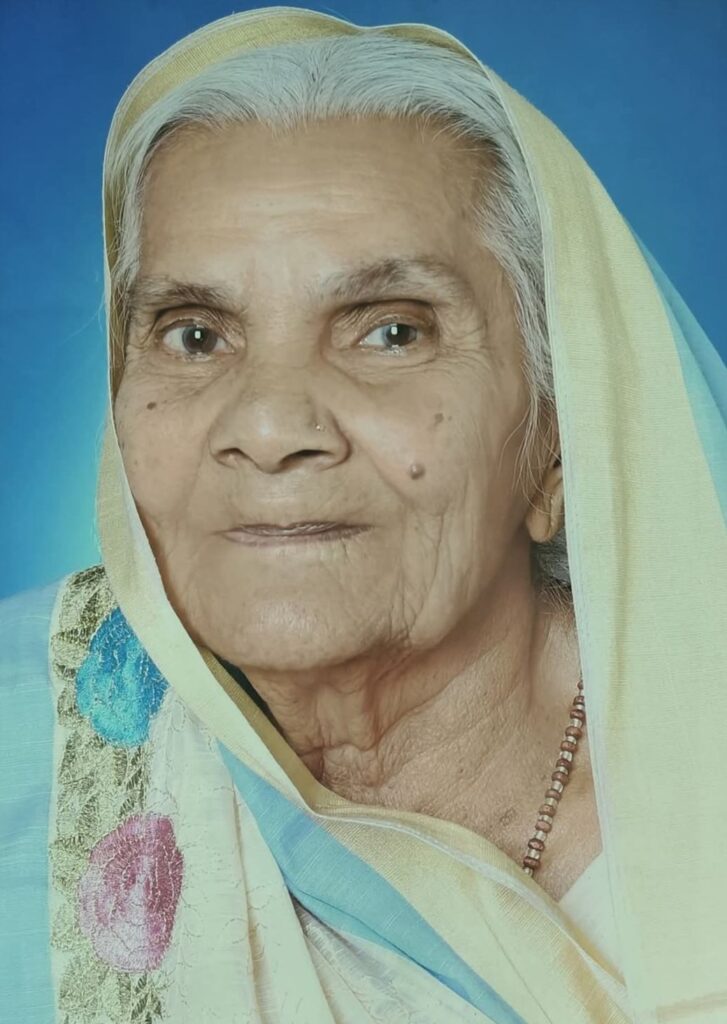 शक्ति के पूर्व मंडी अध्यक्ष पंडित देवेंद्र नाथ अग्निहोत्री को मातृ शोक, माता श्रीमती केशरबाई अग्निहोत्री का हुआ निधन, 18 जुलाई को गृह ग्राम- जाजंग में होगा अंतिम संस्कार, जिले के विभिन्न संगठनों ने दी अपनी श्रद्धांजलि शक्ति के पूर्व मंडी अध्यक्ष पंडित देवेंद्र नाथ अग्निहोत्री को मातृ शोक, माता श्रीमती केशरबाई अग्निहोत्री का हुआ निधन, 18 जुलाई को गृह ग्राम- जाजंग में होगा अंतिम संस्कार, जिले के विभिन्न संगठनों ने दी अपनी श्रद्धांजलि kshititech