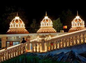 भक्तों की आस्था का बड़ा केंद्र बना राउरकेला का त्रि शक्ति धाम, स्वयं साक्षात विराजमान है बाबा श्याम, सालासर बालाजी, रानी सती दादी जी, प्रतिदिन हजारों की संख्या में भक्तजन पहुंच रहे हैं दर्शन करने, सचमुच इस दरबार की शक्ति को महसूस किया है भक्तों ने, पूरे देश के अनूठे मंदिरों में पहचान बनाई त्रि शक्ति धाम ने भक्तों की आस्था का बड़ा केंद्र बना राउरकेला का त्रि शक्ति धाम, स्वयं साक्षात विराजमान है बाबा श्याम, सालासर बालाजी, रानी सती दादी जी, प्रतिदिन हजारों की संख्या में भक्तजन पहुंच रहे हैं दर्शन करने, सचमुच इस दरबार की शक्ति को महसूस किया है भक्तों ने, पूरे देश के अनूठे मंदिरों में पहचान बनाई त्रि शक्ति धाम ने kshititech