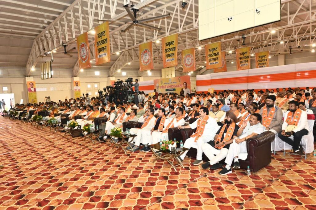 जांजगीर के अमर सुल्तानिया प्रदेश के मुख्यमंत्री एवं भाजपा अध्यक्ष के हाथों हुए सदस्यता श्री सम्मान से सम्मानित, अमर ने कहा- मुझको मिला यह सम्मान पूरे जिले के कार्यकर्ताओं को समर्पित, 25 वर्षों से भाजपा में सक्रिय कार्यकर्ता के रूप में काम कर रहे हैं सुल्तानिया,3321 सदस्य बनाकर सर्वश्रेष्ठ जिला संयोजक के रूप में दिया अपना योगदान जांजगीर के अमर सुल्तानिया प्रदेश के मुख्यमंत्री एवं भाजपा अध्यक्ष के हाथों हुए सदस्यता श्री सम्मान से सम्मानित, अमर ने कहा- मुझको मिला यह सम्मान पूरे जिले के कार्यकर्ताओं को समर्पित, 25 वर्षों से भाजपा में सक्रिय कार्यकर्ता के रूप में काम कर रहे हैं सुल्तानिया,3321 सदस्य बनाकर सर्वश्रेष्ठ जिला संयोजक के रूप में दिया अपना योगदान kshititech