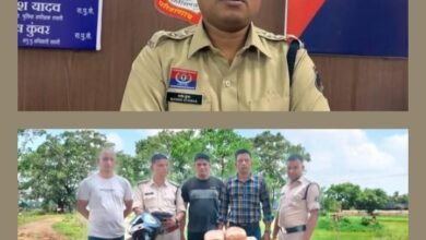 बाराद्वार पुलिस की बड़ी कार्रवाई- अवैध रूप से गांजा तस्करी कर रहे सौदागरों को पुलिस ने किया गिरफ्तार, गांजा तस्करी में प्रयुक्त वाहन भी हुआ बरामद, एसडीओ पुलिस मनीष कंवर ने दी जानकारी kshititech