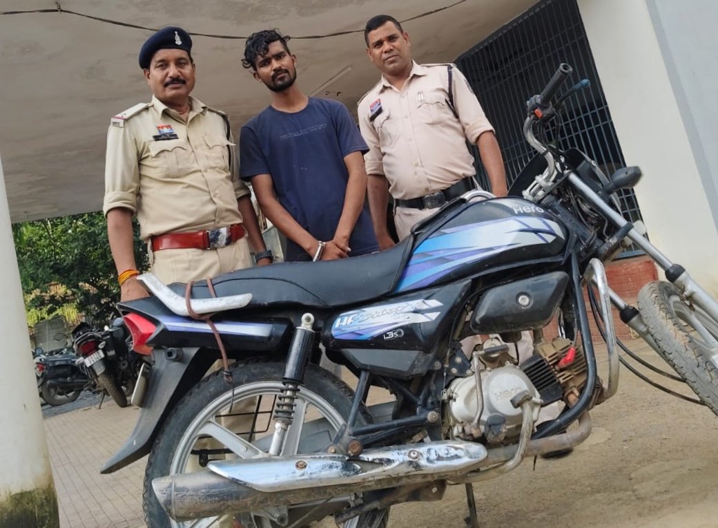 शक्ति पुलिस की बड़ी सफलता- लूटपाट कर फरार होने वाले आरोपी को पुलिस ने किया गिरफतार, एसपी अंकिता शर्मा के निर्देशन में शक्ति थाना टीआई लखन पटेल की कार्रवाई kshititech