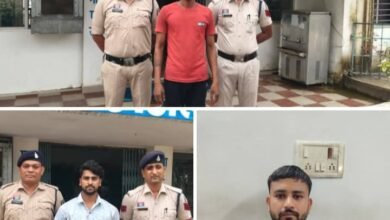 अपराधियों पर पुलिस का प्रहार- शक्ति जिले की क्राइम खबरें एक साथ- शक्ति पुलिस ने किया फुलवारी चौक में अवैध शराब रखने वाले को गिरफ्तार,बाराद्वार थाना अंतर्गत मोबाइल चोरी करने वाला चढ़ा पुलिस के हत्थे,बाराद्वार पुलिस ने किया नाबालिक से शादी का झांसा देकर दैहिक शोषण करने वाले आरोपी को गिरफ्तार अपराधियों पर पुलिस का प्रहार- शक्ति जिले की क्राइम खबरें एक साथ- शक्ति पुलिस ने किया फुलवारी चौक में अवैध शराब रखने वाले को गिरफ्तार,बाराद्वार थाना अंतर्गत मोबाइल चोरी करने वाला चढ़ा पुलिस के हत्थे,बाराद्वार पुलिस ने किया नाबालिक से शादी का झांसा देकर दैहिक शोषण करने वाले आरोपी को गिरफ्तार kshititech