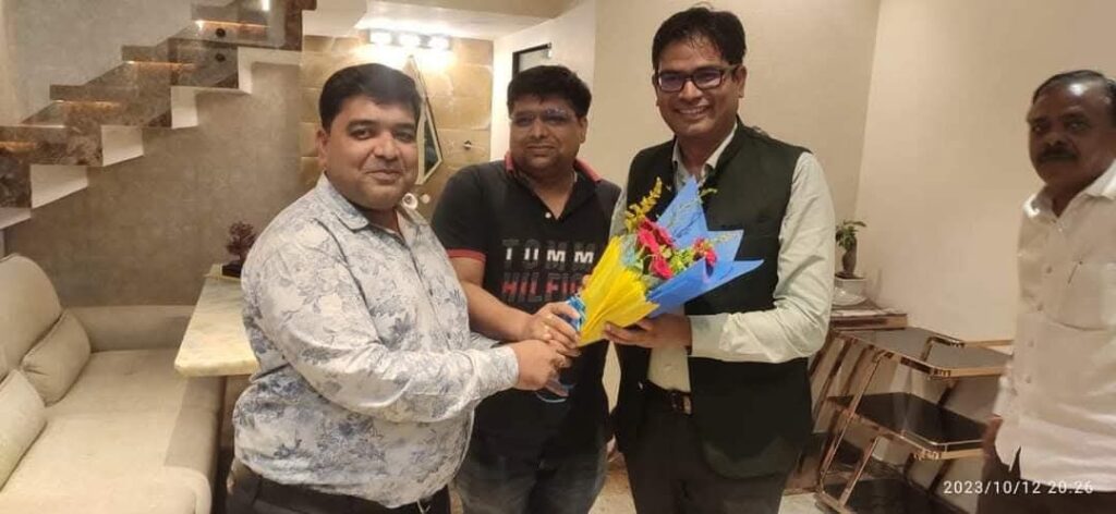 विकास को मिली बड़ी जिम्मेदारी- रायगढ़ जिले में भाजपा के महामंत्री नियुक्त किए गए विकास केडिया,भाजपा की राजनीति में दशकों से कर रहे हैं सक्रियता के साथ कार्य, विकास ने कहा- पूरी निष्ठा के साथ करूंगा अपनी जिम्मेदारियो का निर्वहन विकास को मिली बड़ी जिम्मेदारी- रायगढ़ जिले में भाजपा के महामंत्री नियुक्त किए गए विकास केडिया,भाजपा की राजनीति में दशकों से कर रहे हैं सक्रियता के साथ कार्य, विकास ने कहा- पूरी निष्ठा के साथ करूंगा अपनी जिम्मेदारियो का निर्वहन kshititech