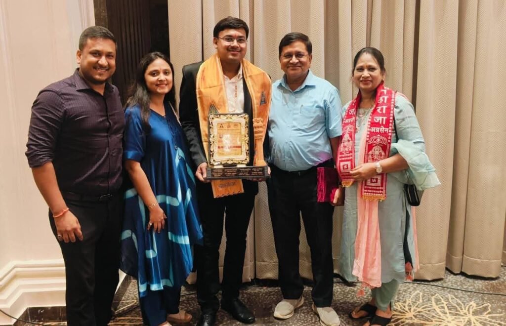 अद्वितीय अलंकरण महोत्सव-28 अगस्त को रायपुर के अग्र अलंकरण समारोह में सम्मानित हुई समाज की महान विभूतियां, पूर्व मुख्यमंत्री डॉ रमन सिंह ने कहा- अग्रवाल समाज ने पूरे विश्व में अपने कार्यों से बनाई पहचान, संगठन के प्रदेश अध्यक्ष डॉ अशोक सियाराम अग्रवाल के मार्गदर्शन में हुआ आयोजन, संगठन द्वारा करवाया गया ऋषि पंचमी उद्यापन आयोजन अद्वितीय अलंकरण महोत्सव-28 अगस्त को रायपुर के अग्र अलंकरण समारोह में सम्मानित हुई समाज की महान विभूतियां, पूर्व मुख्यमंत्री डॉ रमन सिंह ने कहा- अग्रवाल समाज ने पूरे विश्व में अपने कार्यों से बनाई पहचान, संगठन के प्रदेश अध्यक्ष डॉ अशोक सियाराम अग्रवाल के मार्गदर्शन में हुआ आयोजन, संगठन द्वारा करवाया गया ऋषि पंचमी उद्यापन आयोजन kshititech