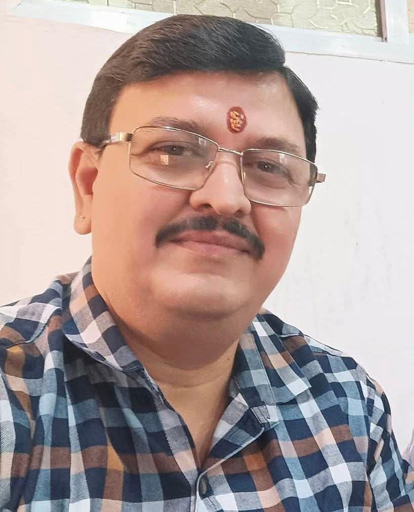 विद्युत मंडल कार्यालय शक्ति के सजग सहायक यंत्री के रूप में सेवाएं देने वाले चंद्रेश पाटकर का हुआ बिलासपुर स्थानांतरण, शक्ति संभाग में बेहतर विद्युत वितरण व्यवस्थाओं में रहा अहम योगदान, 29 अगस्त को होंगे कार्य मुक्त, पीएम सूर्य घर योजना सहित विद्युत उपभोक्ताओं के लिए जनहित की योजनाओं के पर्याप्त प्रचार प्रसार में भी दिया अपना अहम योगदान विद्युत मंडल कार्यालय शक्ति के सजग सहायक यंत्री के रूप में सेवाएं देने वाले चंद्रेश पाटकर का हुआ बिलासपुर स्थानांतरण, शक्ति संभाग में बेहतर विद्युत वितरण व्यवस्थाओं में रहा अहम योगदान, 29 अगस्त को होंगे कार्य मुक्त, पीएम सूर्य घर योजना सहित विद्युत उपभोक्ताओं के लिए जनहित की योजनाओं के पर्याप्त प्रचार प्रसार में भी दिया अपना अहम योगदान kshititech